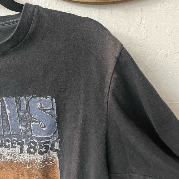 Vintage 90s Levi’s Medium Single Stitch Black Logo Graphic T-Shirt - Picture 4 of 11